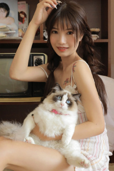 学生小泬无遮挡女